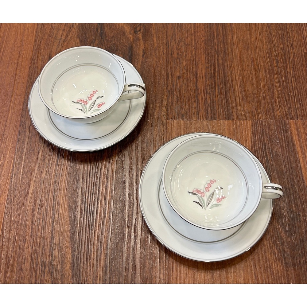 Noritake China Crest 2 Tea Cups and Saucers‎ Lily of the Valley 5421 Japan